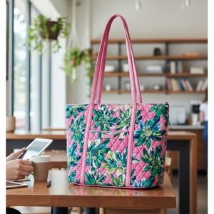 Vera Bradley Pink Tropical Paradise Tote Bag Retired Print Floral Quilted Boho